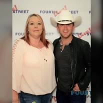 13023704_10154114809438839_511290261_n