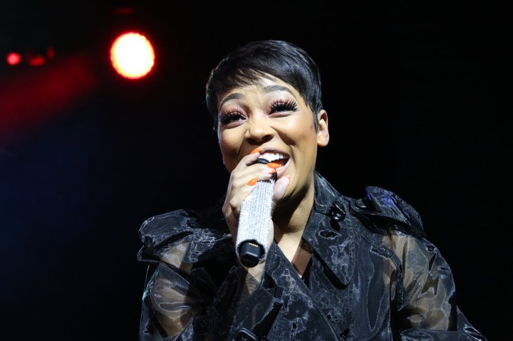 906826BE-59C3-4C69-A3AB-A35A0B94CFB9